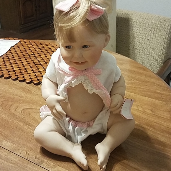 the ashton drake galleries cute as a button